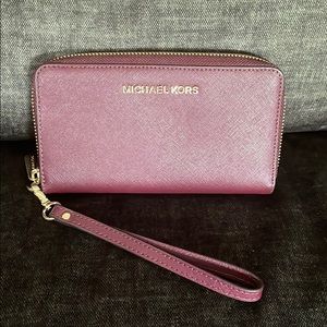 Michael Kors Wristlet